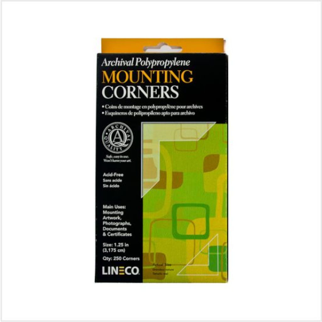 Cantoneiras de Polipropileno com qualidade de conservação, transparente e finas, com material 100% puro e livre de ácido. Ideal para suporte de fotografias e obras em papel de médio porte.

Possui selo PATCantoneira de 3,17cm

Modelo aberto (full view)

Caixa com 250 unidades