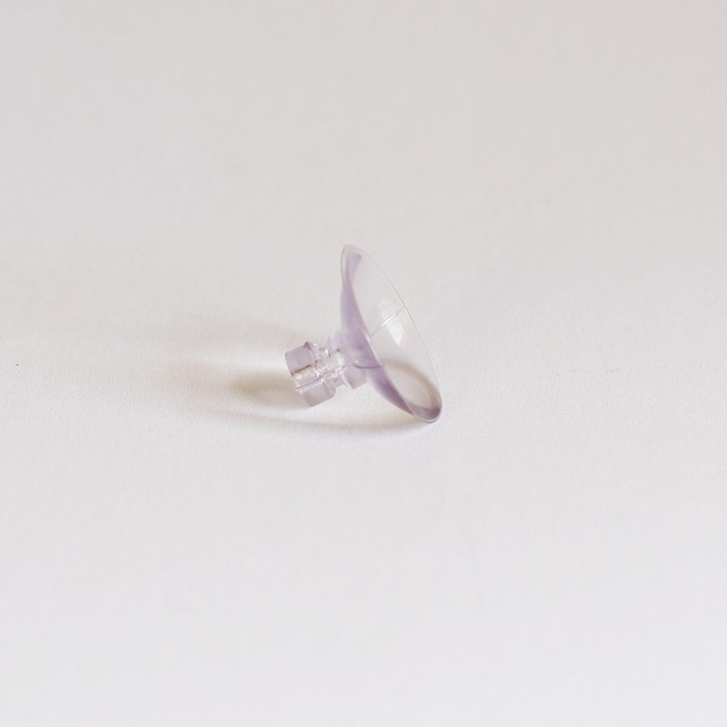 Ventosa em borracha acrílica transparente, com diâmetro de 4 cm.

Venda por unidade.